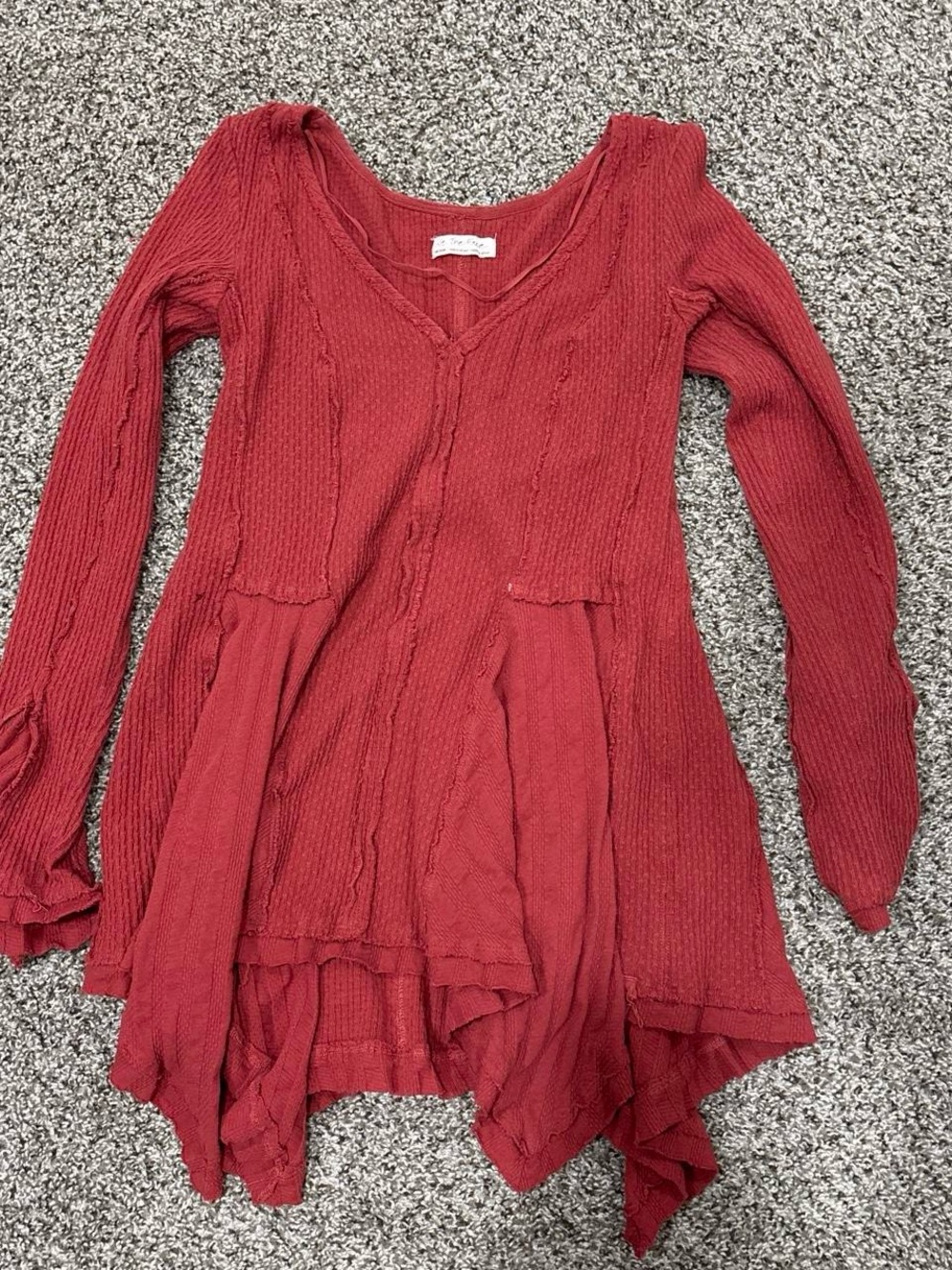 We The Free Brick Red V-Neck Handkerchief Hem Tunic